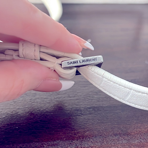 SAINT LAURENT MEDIUM BELLECHASSE CROC EFFECT TOP HANDLE BAG - Picture 10 of 13